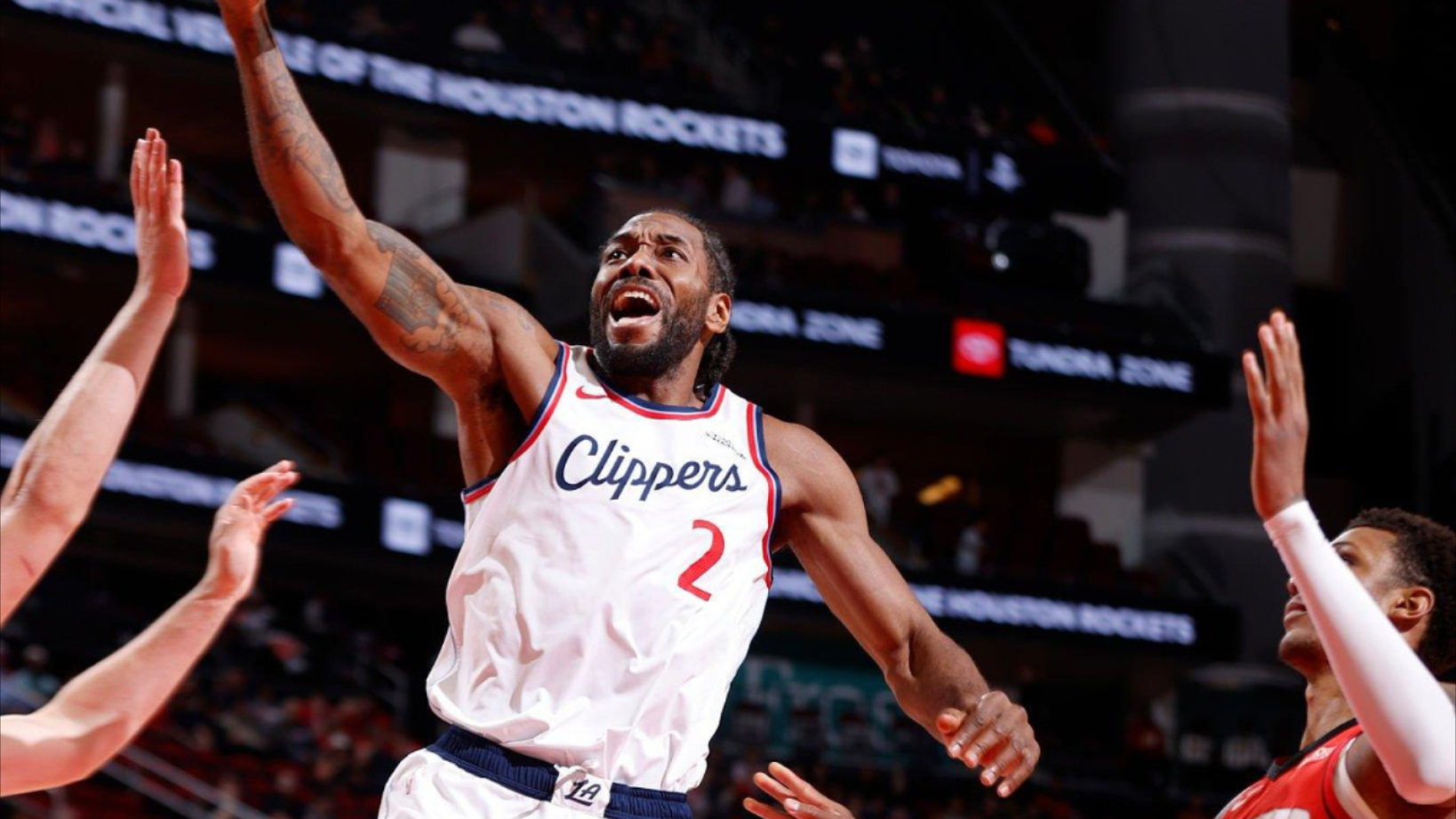 关于洛杉矶快船NBA战胜达拉斯独行侠莱昂纳德中投命中的信息