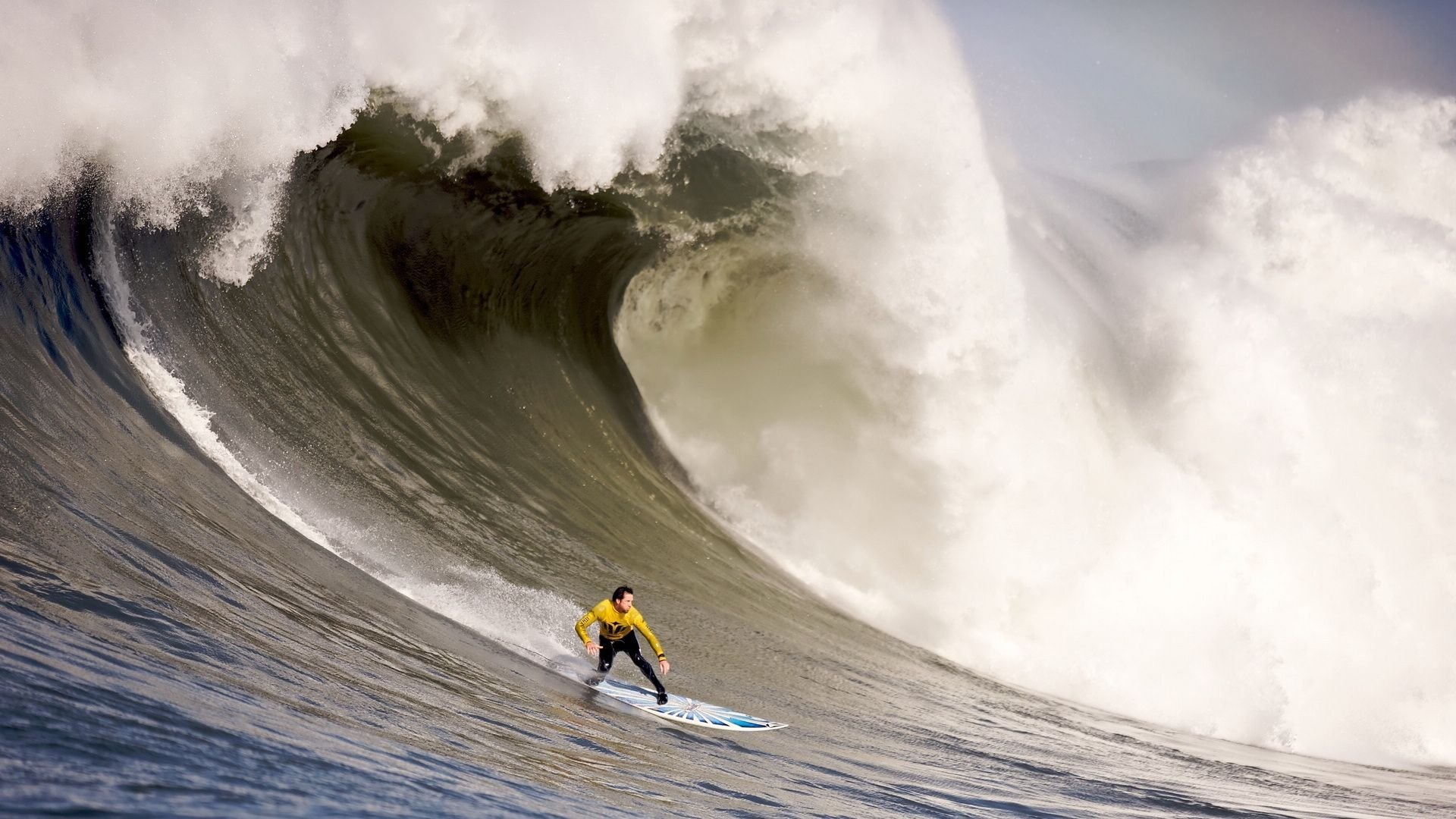 KOK棋牌-穆古鲁扎关键晋级，TES双线告捷，唯勇者胜